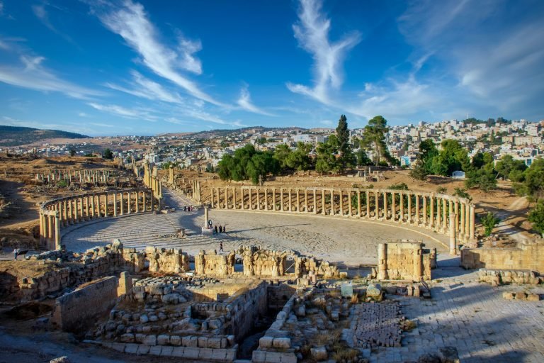Jordan – Explore the Timeless Wonders of Petra and Beyond